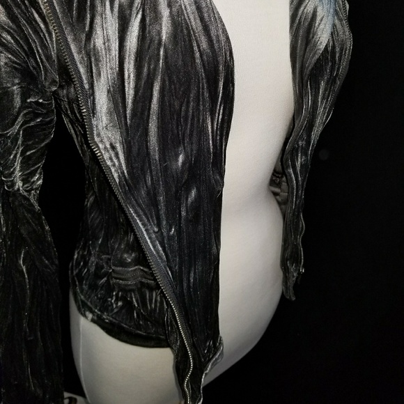 Jacket - Picture 2 of 5